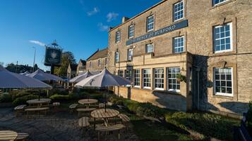 Grill-/Picknickplatz