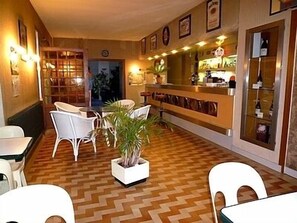 Bar (en la propiedad)