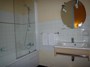 Free toiletries, hair dryer