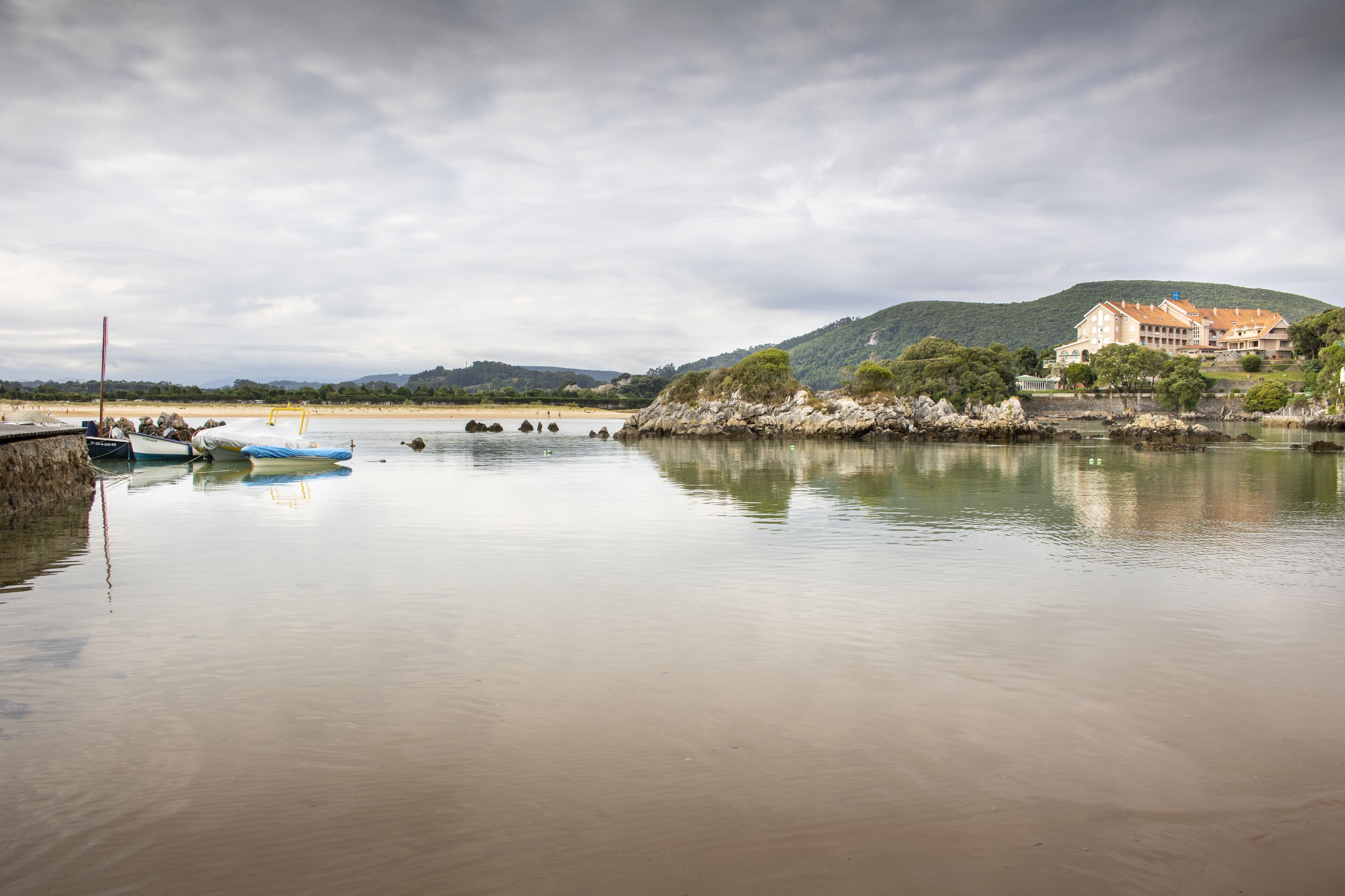 on the beach, white sand, free beach shuttle
