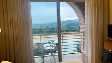 Panoramic Double Room, Balcony | 1 bedroom, minibar, in-room safe, desk
