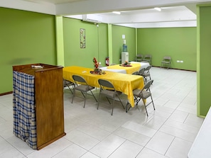 Meeting facility