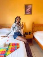 Ferros/tábuas de passar roupa, camas extras/dobráveis, Wi-Fi de cortesia