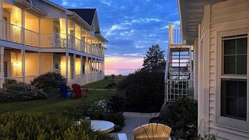 King, Garden View with Patio and Rain Shower on First Floor only | Terrace/patio