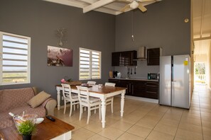 Luxury Apartment | In-room dining