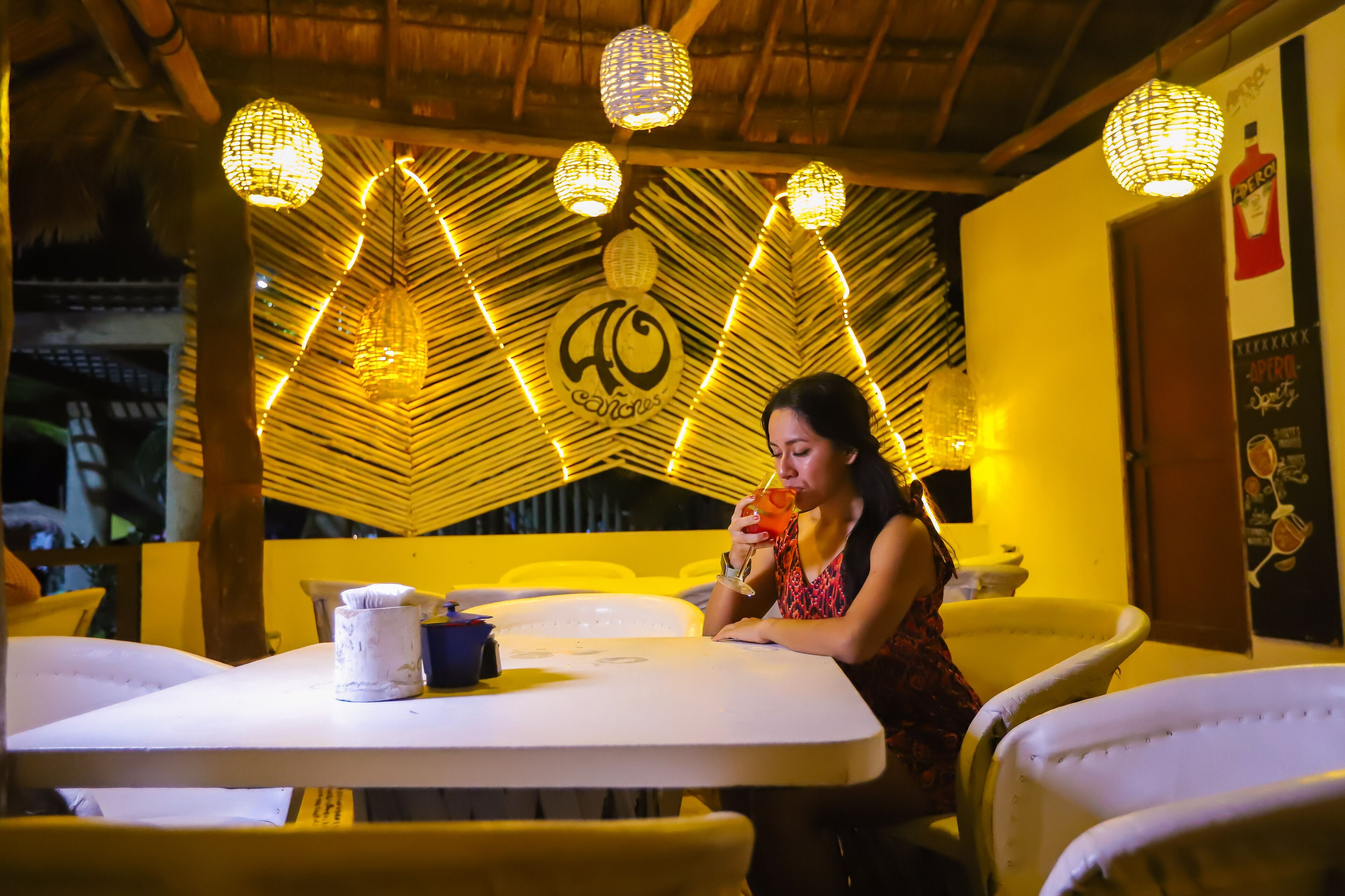 breakfast, lunch and dinner served