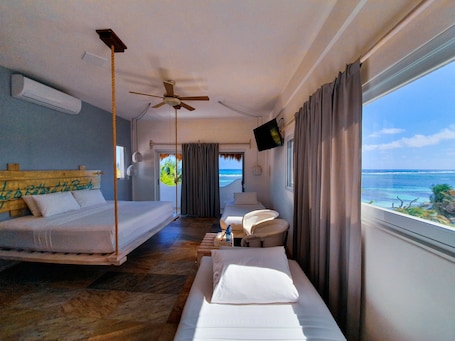 Suite Sea View | In-room safe, bed sheets. 40 Cañones