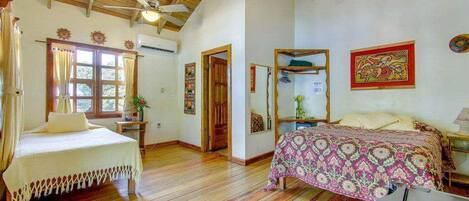 Chambre Économique | 1 chambre, coffres-forts dans les chambres, bureau