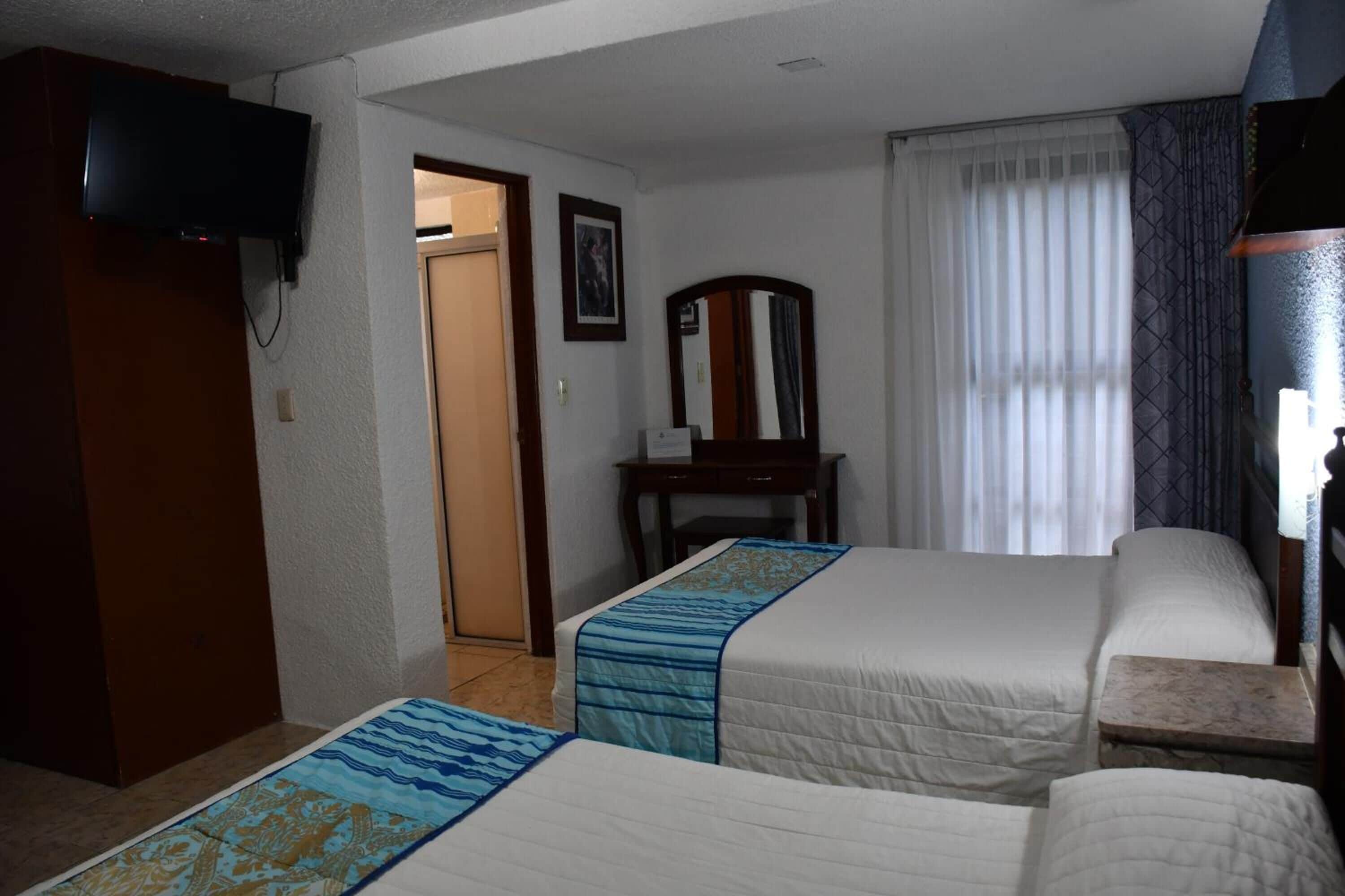 Habitació estàndard | Escriptori, planxa i posts de planxar i wifi gratuïta 