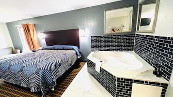 Suite, 1 King Bed, Non Smoking, Jetted Tub | Minibar, desk, iron/ironing board, free WiFi
