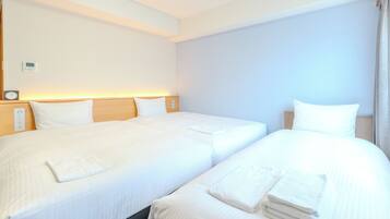 Twin room with 1 Sofa Bed, Non Smoking | Desk, laptop workspace, free WiFi, bed sheets