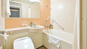 Tina con regadera, amenidades de baño gratuitas, secadora de cabello