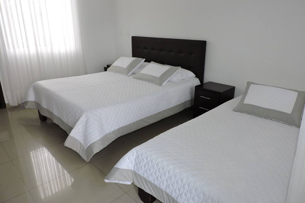 triple room | free cots/infant beds, rollaway beds, free wifi