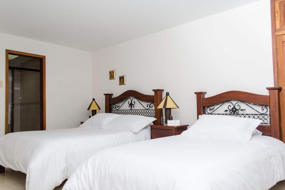 Cribs (free), rollaway beds (surcharge), WiFi (free)