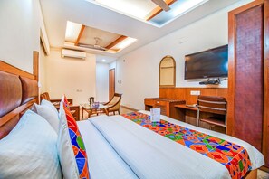 1 habitación, escritorio y wifi gratis