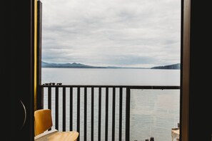 Chambre de base double ou avec lits jumeaux, 1 chambre, balcon, en face de la plage | Vue du balcon