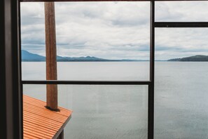 Chambre panoramique, balcon, en face de la plage | Balcon