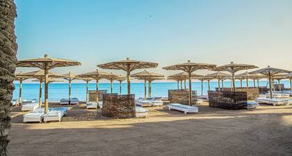 Eurotel Palm Beach Resort