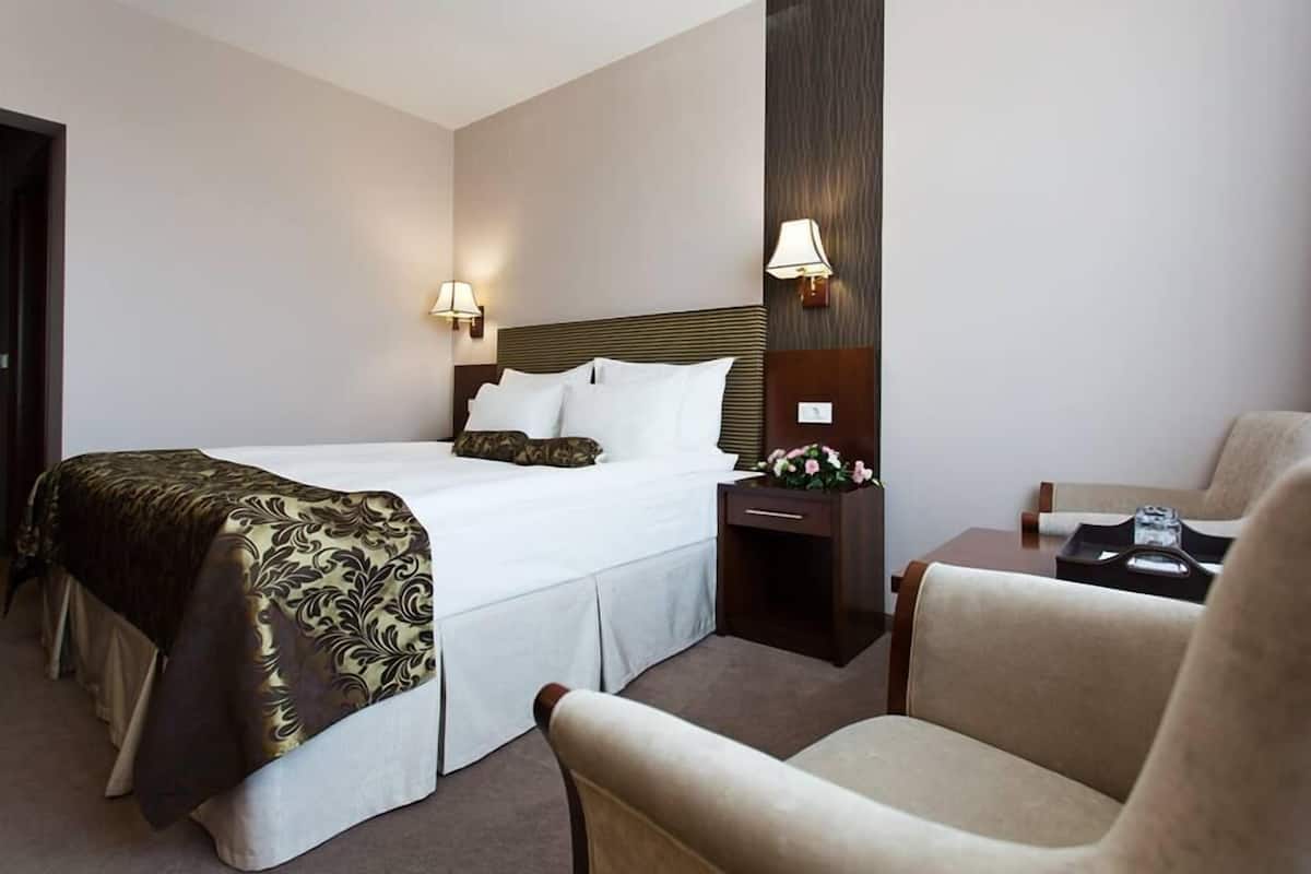 1 bedroom, minibar, in-room safe, desk