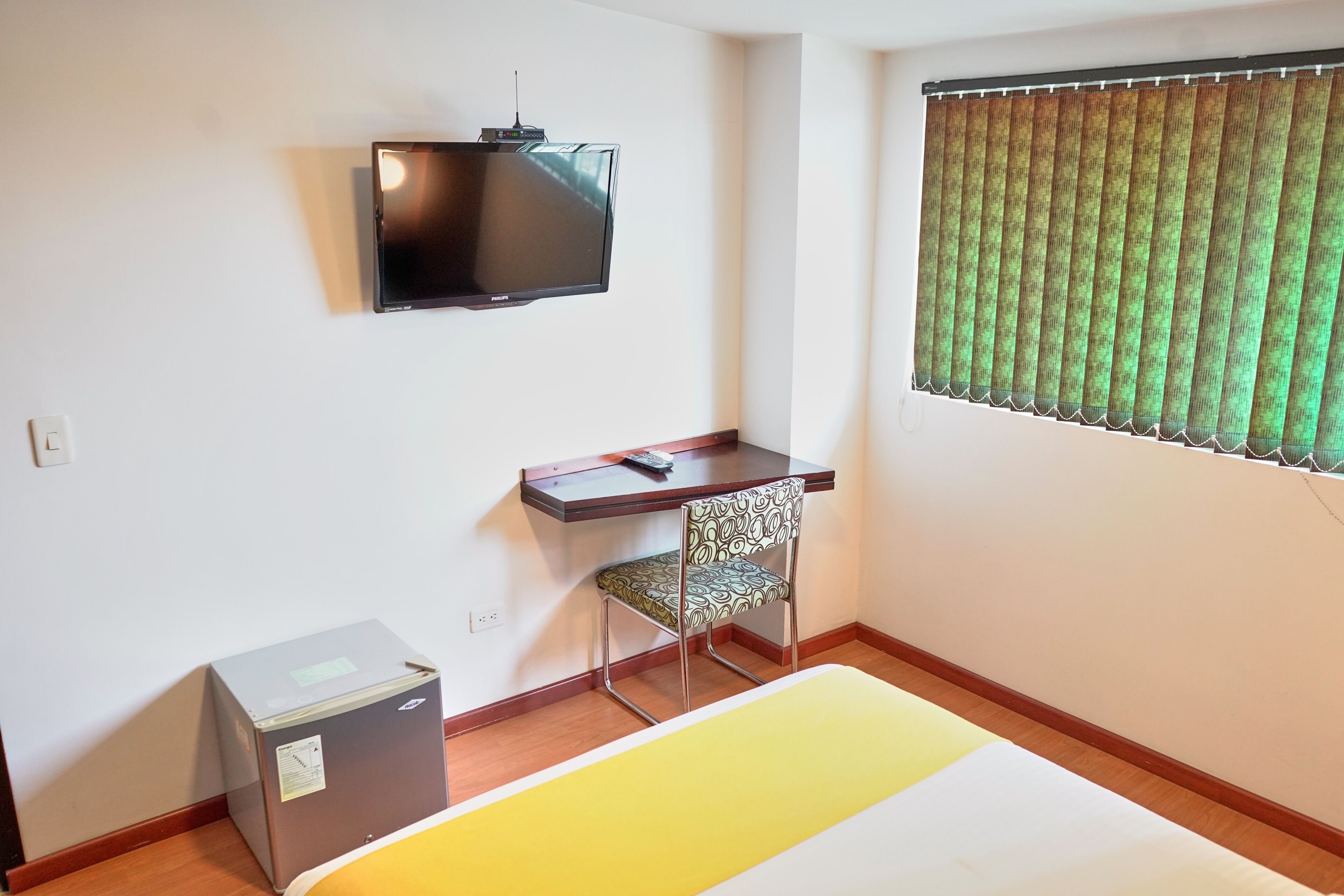 double room | hypo-allergenic bedding, minibar, in-room safe, desk