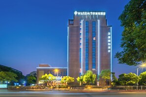 Exterior - Hangzhou Wassim Resorts Hotel  (Hangzhou)