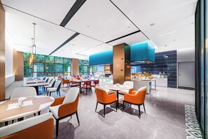 Free daily buffet breakfast - Hangzhou Wassim Resorts Hotel  (Hangzhou)