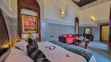 Suíte superluxo, 1 quarto | Cofres nos quartos, escrivaninha, cortinas blackout, berços grátis