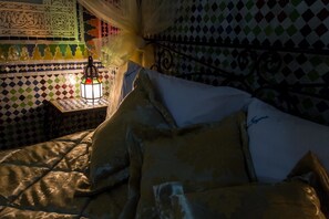 디럭스룸, 침실 1개, 장애인 지원 | 고급 침구, 객실 내 금고, 암막 커튼, 무료 유아용 침대
