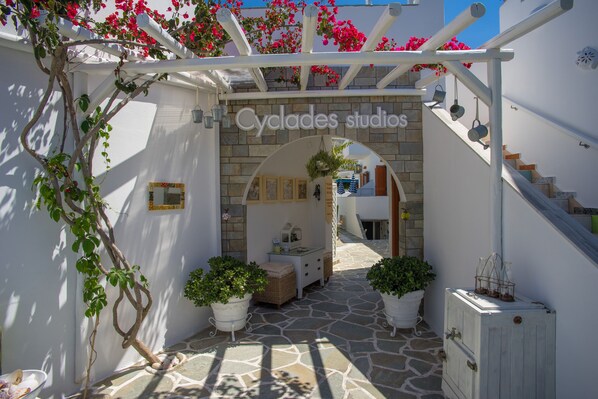 Property entrance - Cyclades Studios - Paros (Paros)