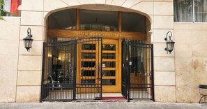 Exterior - Plaza Paris Amistar (Santiago)