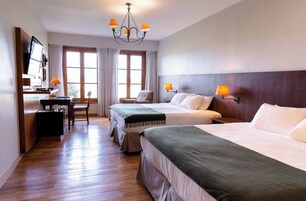 Ropa de cama de alta calidad, cubrecamas y colchones con pillow-top 