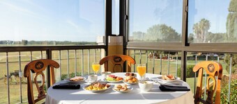 Wyndham Garden Luján