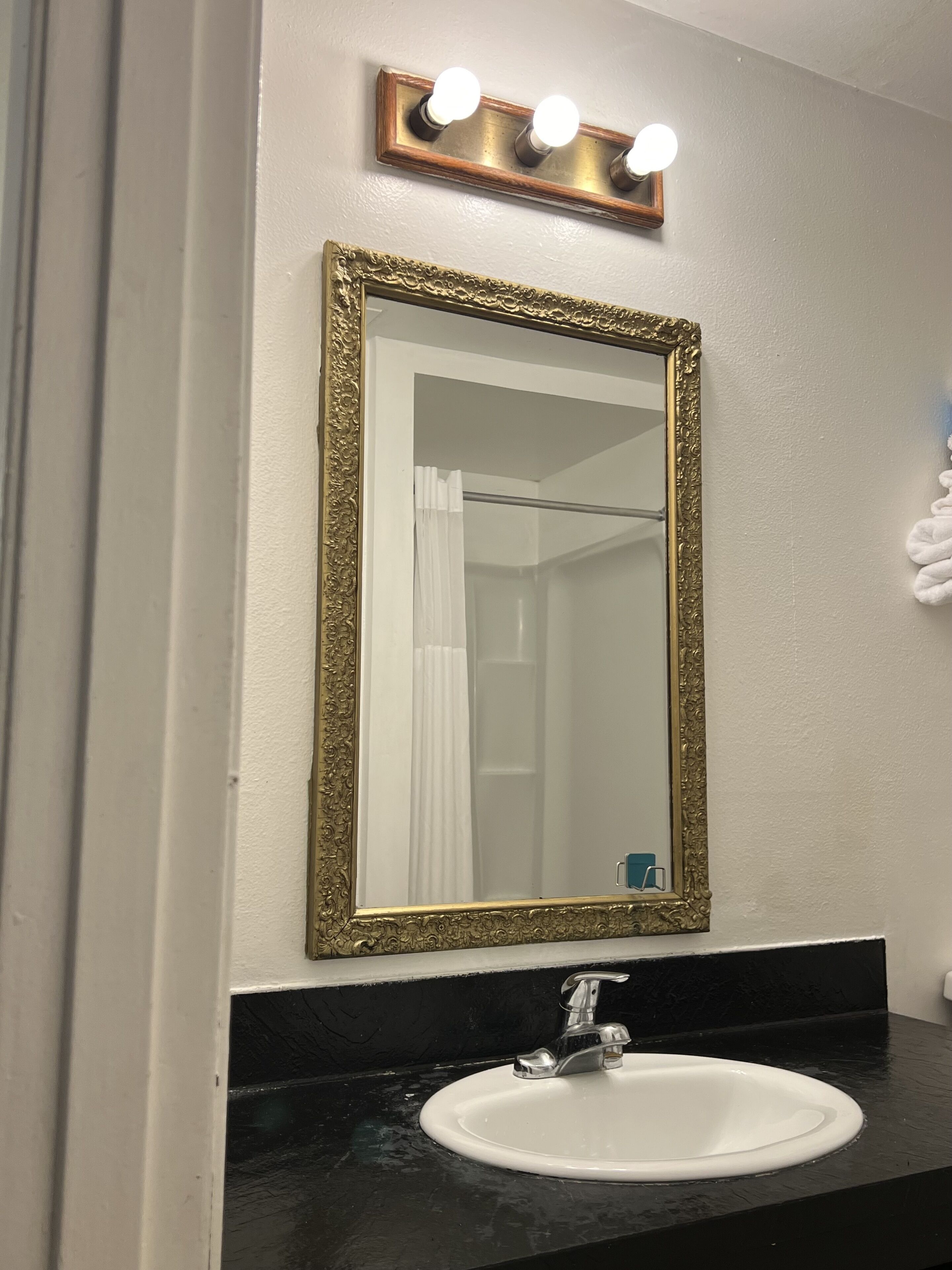 Photo - Columbus Motor Inn