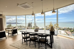 Superior Three Bedroom Apartment with Sea View | Beach/ocean view - Marsden Suites Nautilus Orewa (Orewa)