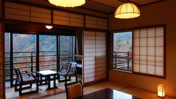 Kaiseki dinner - Breakfast and Dinner included Japanese room Twin, Annex (No bathroom) | Room amenity