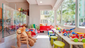 Children’s play area – indoor