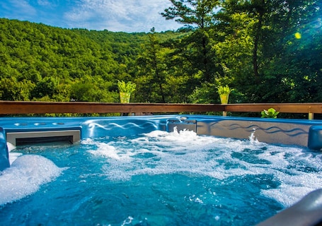 Bañera de hidromasaje exterior