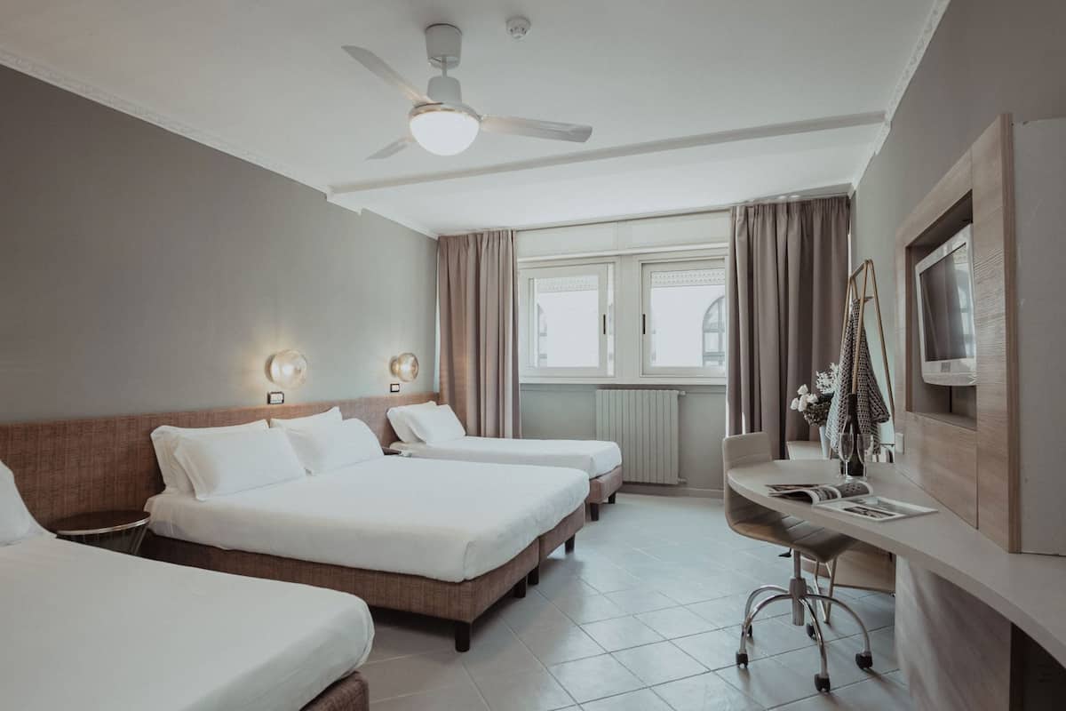 Desk, blackout drapes, free WiFi, bed sheets