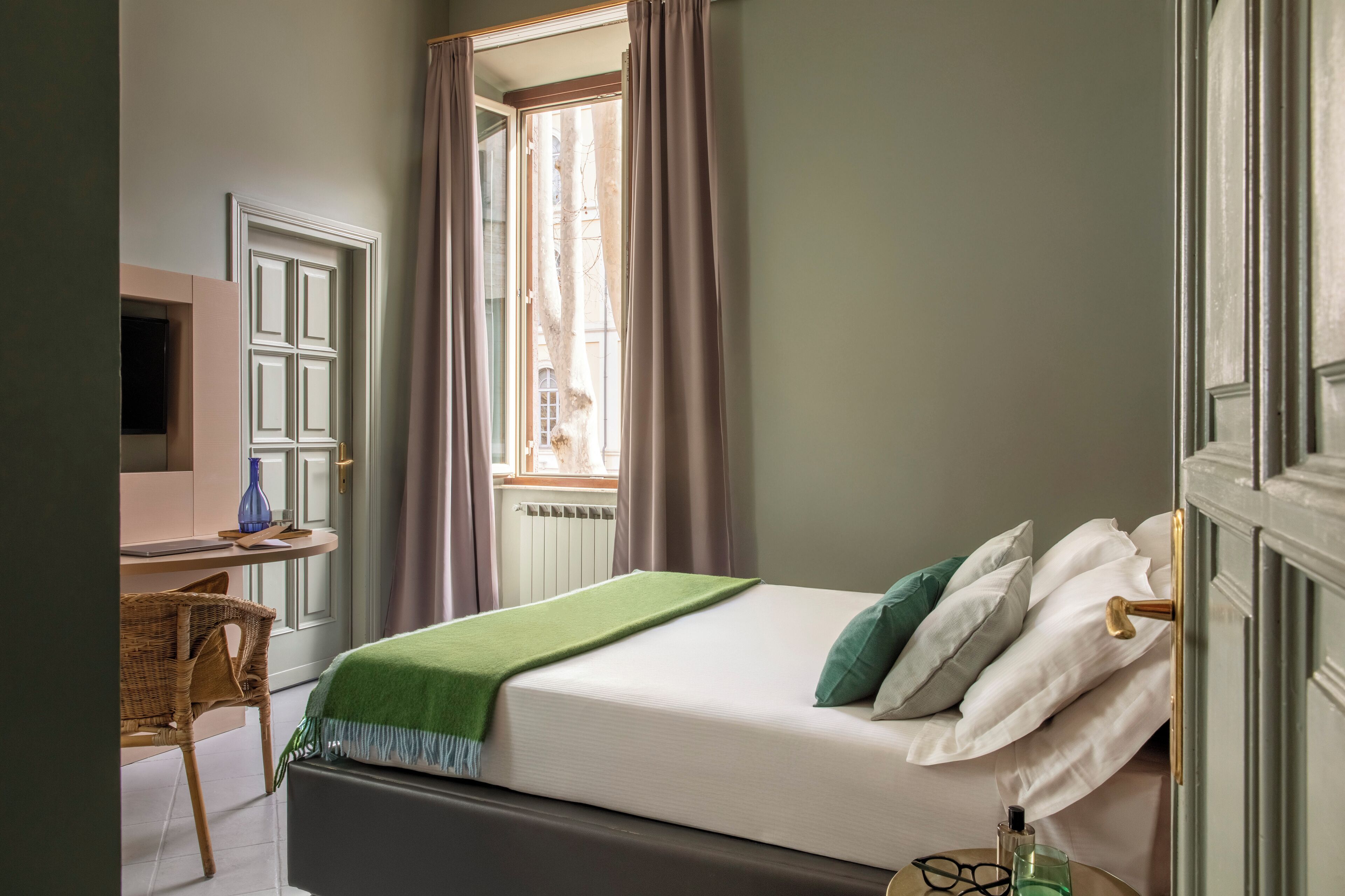 Double or Twin Room | Desk, blackout drapes, free WiFi, bed sheets