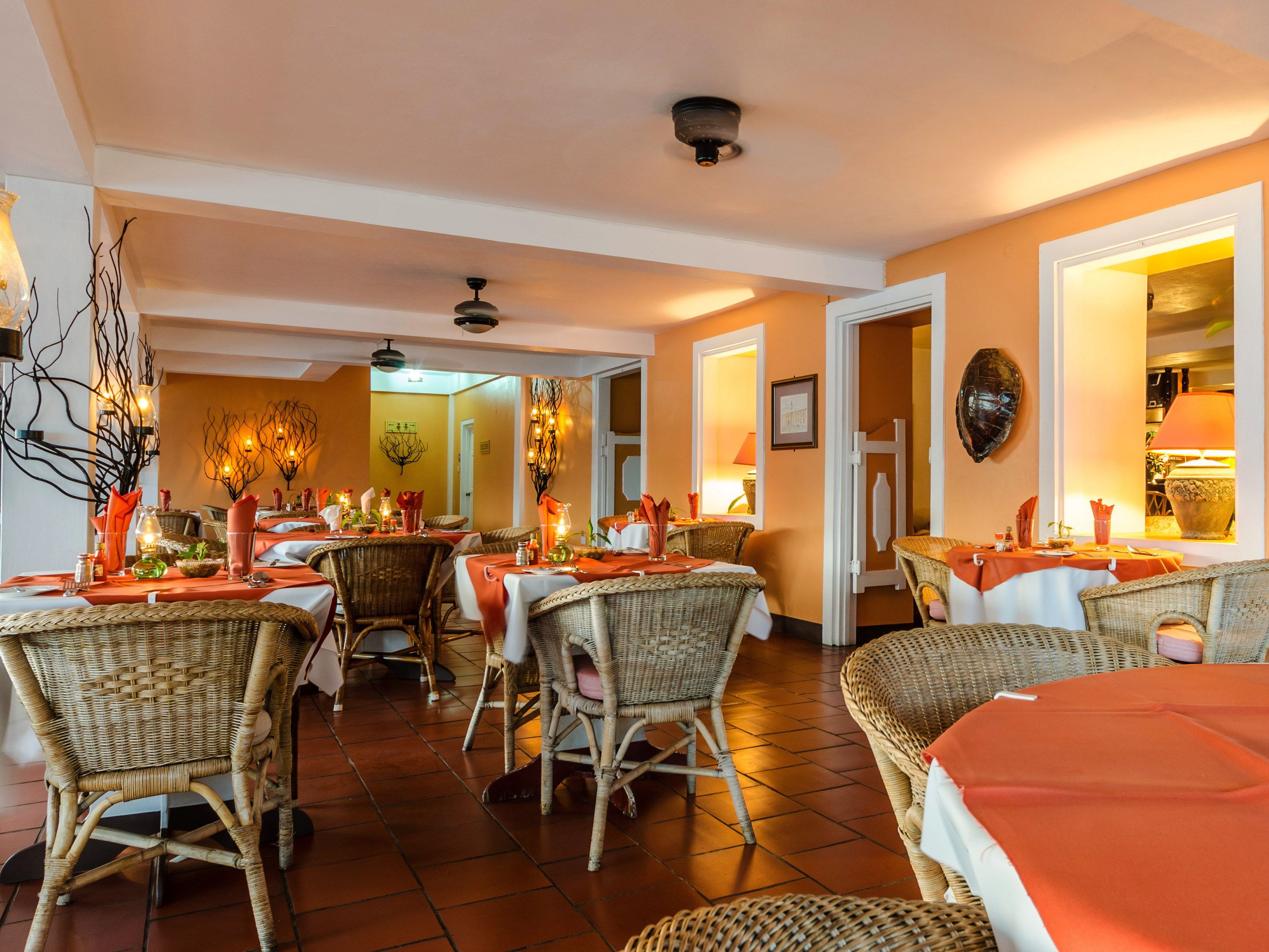 daily local cuisine breakfast (usd 9 per person)