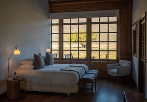 华丽客房 | 免费 WiFi、床单