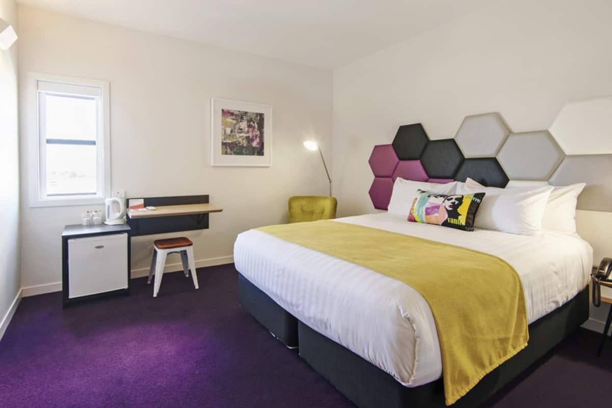 Premium Room, 1 King Bed