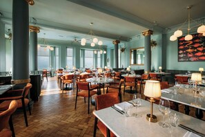 Dining - Polurrian Bay Hotel (Helston)
