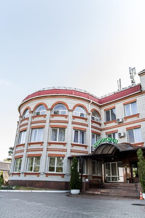 Konaklama yerinin ön cephesi