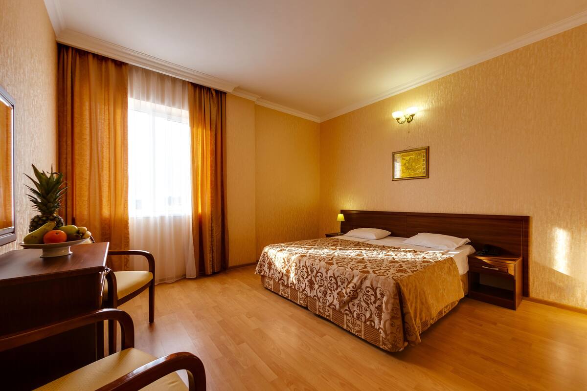 Blackout curtains, rollaway beds, free WiFi, bed sheets