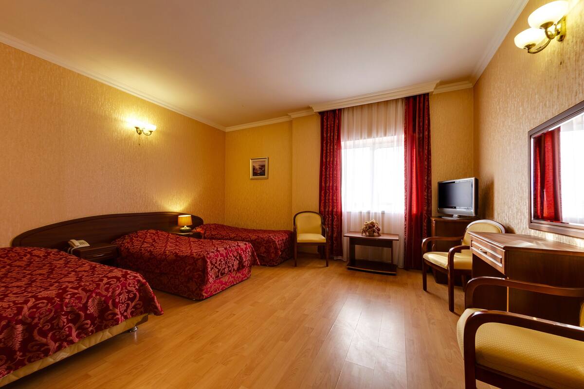 Standard Triple Room | Blackout curtains, rollaway beds, free WiFi, bed sheets