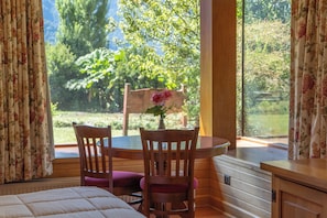 Standard Room, 1 Double or 2 Single Beds | Bed sheets - Hotel Natura Patagonia (Puerto Varas)