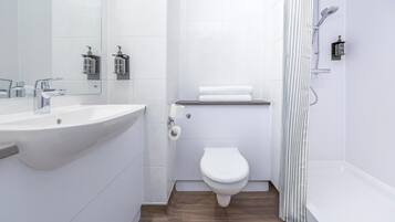 Bathtub, hair dryer