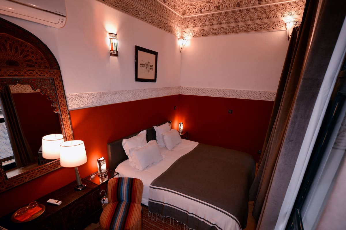 Room (Olivier) | Individually decorated, individually furnished, soundproofing, free WiFi