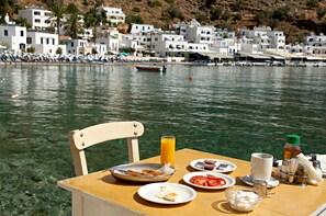 Daily continental breakfast for a fee - Madares Hotel (Sfakia)